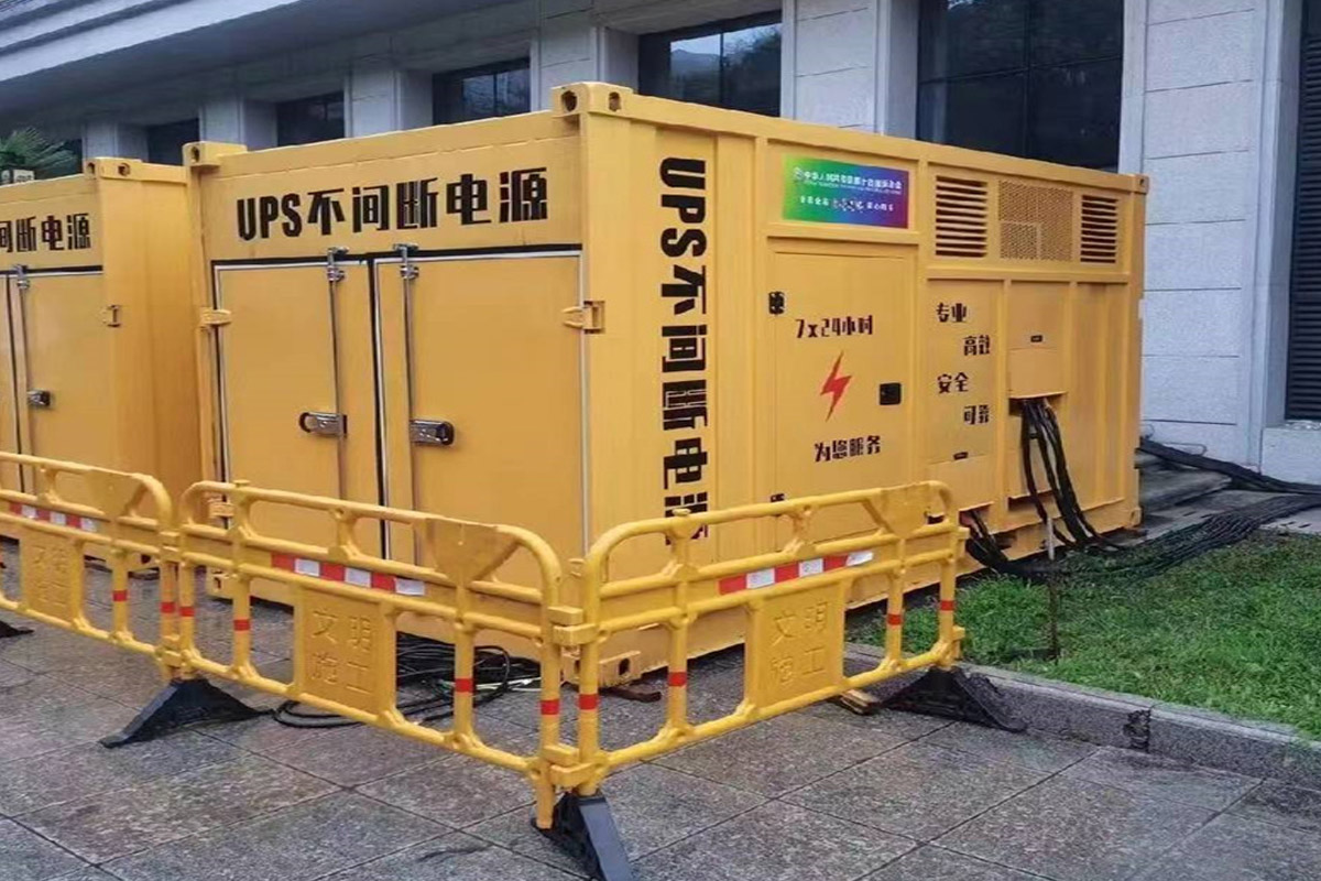 宕昌发电机租赁施工现场
